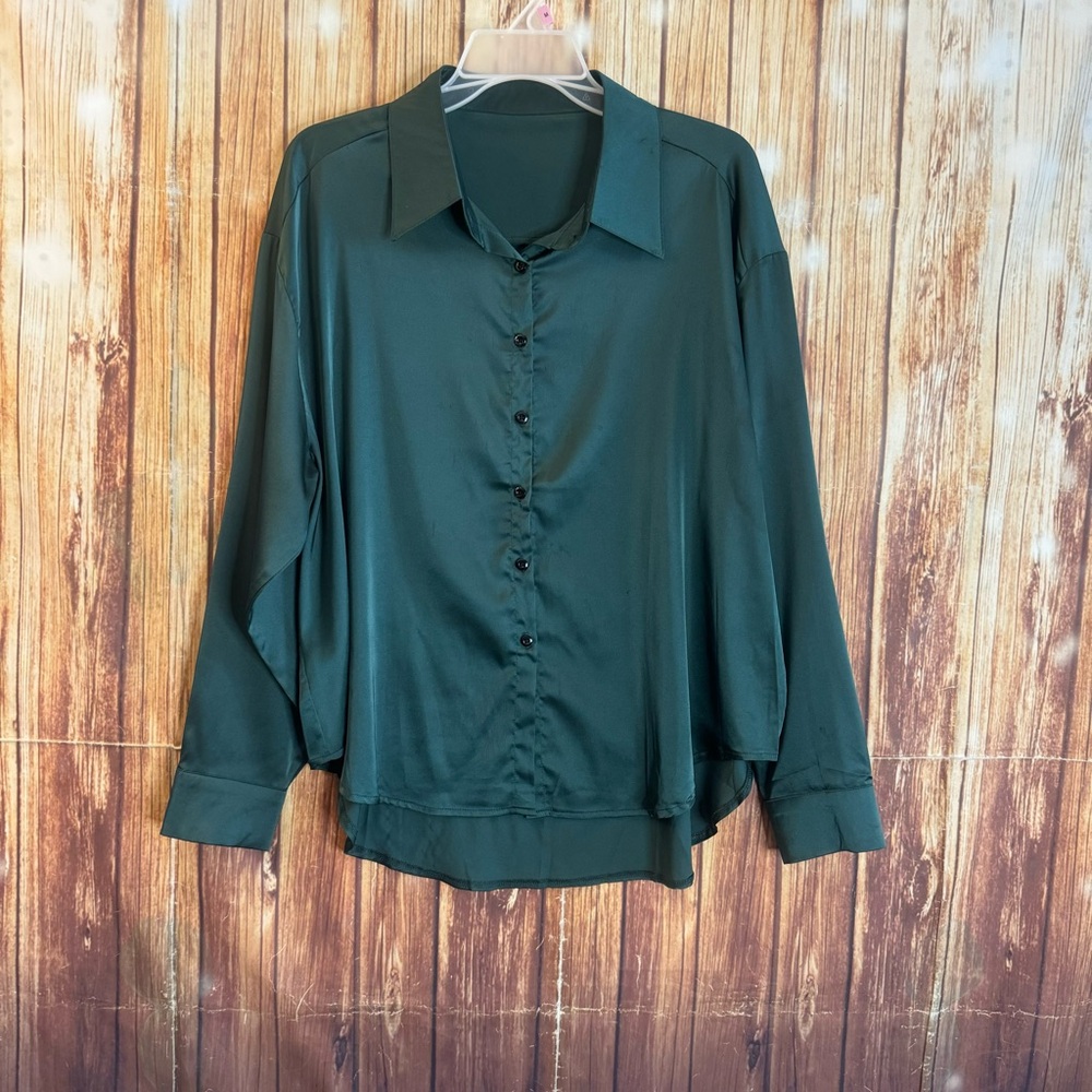 Shein Women’s Green Classic Solid Button Through … - image 8